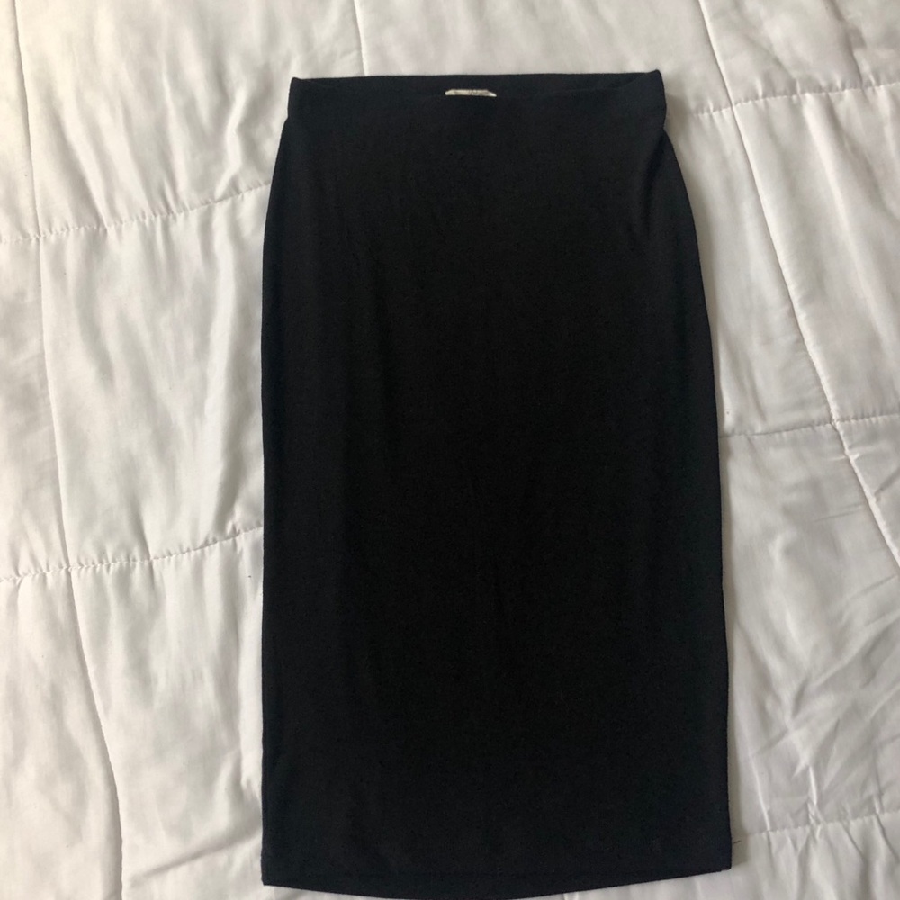 soft/Fit stretchy midi skirt! Goth/urban/elegant!